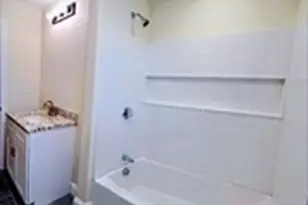 31 Niagara St, Fall River, MA 02721 - Photo 8