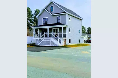 31 Niagara St, Fall River, MA 02721 - Photo 2