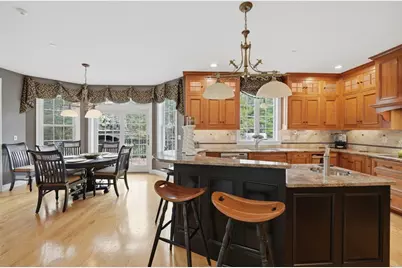 16 Falcon Heights, Wilbraham, MA 01095 - Photo 2