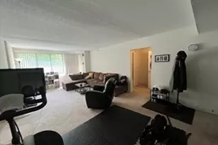 1731 Beacon, Brookline, MA 02445 - Photo 4