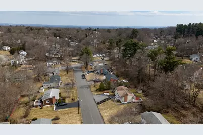 11 Venus Dr, Shrewsbury, MA 01545 - Photo 28