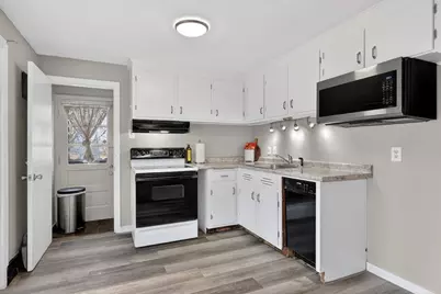 11 Venus Dr, Shrewsbury, MA 01545 - Photo 10