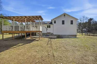 62 Campbell Dr, Easthampton, MA 01027 - Photo 2