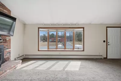 62 Campbell Dr, Easthampton, MA 01027 - Photo 6