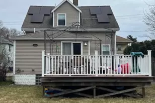 132 Pleasant St, Fairhaven, MA 02719 - Photo 6