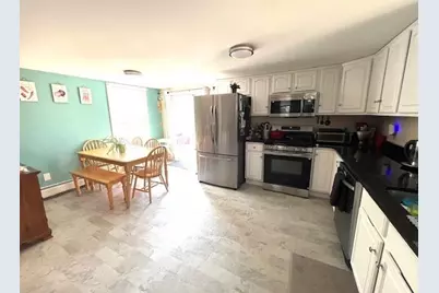 132 Pleasant St, Fairhaven, MA 02719 - Photo 16