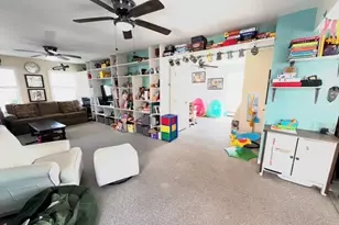 132 Pleasant St, Fairhaven, MA 02719 - Photo 12