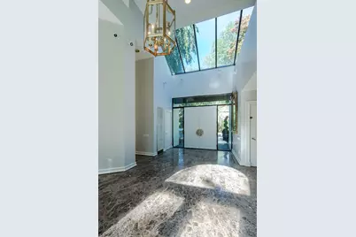 132 Yarmouth Road, Brookline, MA 02467 - Photo 2