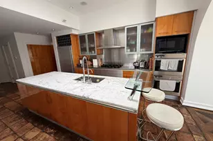 132 Yarmouth Rd, Brookline, MA 02467 - Photo 8