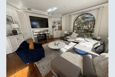 132 Yarmouth Road, Brookline, MA 02467 - Photo 14