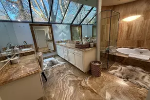 132 Yarmouth Rd, Brookline, MA 02467 - Photo 18