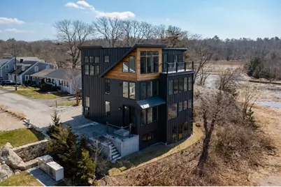 10 Chestnut Pl, Hingham, MA 02043 - Photo 32