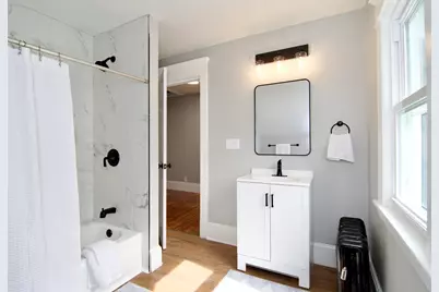 28 Bristol St, Springfield, MA 01109 - Photo 34