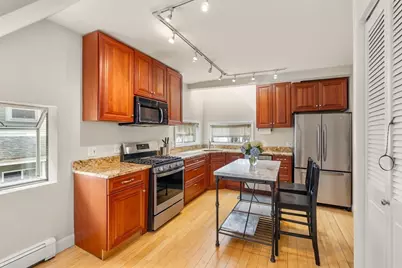 45 Quincy #2, Medford, MA 02155 - Photo 8