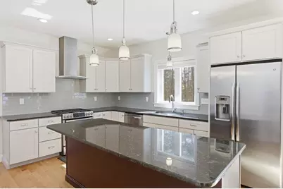 7 Spruce St, Littleton, MA 01460 - Photo 14