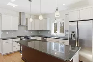 7 Spruce St, Littleton, MA 01460 - Photo 14