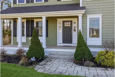 7 Spruce St, Littleton, MA 01460 - Photo 4