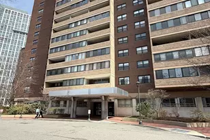 2 Hawthorne Pl, Boston, MA 02114 - Photo 36