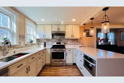 36 Evergreen Ave #Entire Home, Newton, MA 02466 - Photo 4