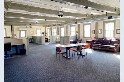 30R Hampshire, Methuen, MA 01844 - Photo 4