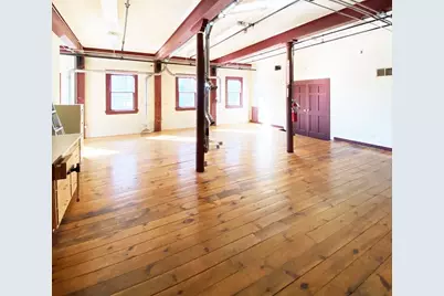 30R Hampshire, Methuen, MA 01844 - Photo 8