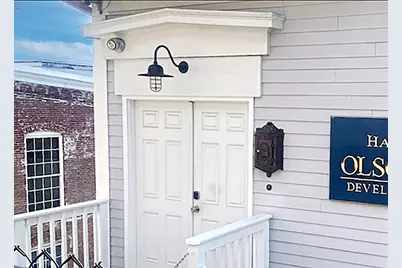 30R Hampshire, Methuen, MA 01844 - Photo 2