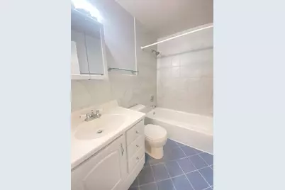 11 Weld St. #14, Framingham, MA 01702 - Photo 8