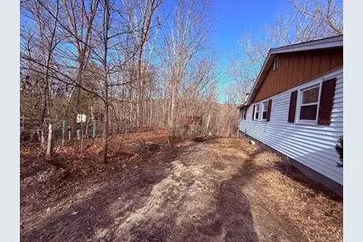 108 Southbridge Rd, Dudley, MA 01571 - Photo 4