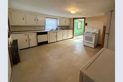 108 Southbridge Rd, Dudley, MA 01571 - Photo 12