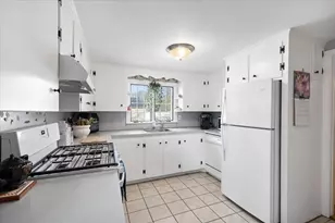 37 Touraine Way, Yarmouth, MA 02664 - Photo 8