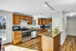 11 Dry Hollow Ln, Mashpee, MA 02649 - Photo 10