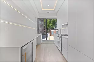 1578 Beacon, Boston, MA 02446 - Photo 2