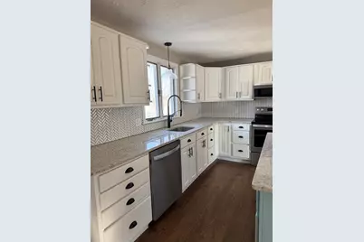 86 E Main St, Ayer, MA 01432 - Photo 2