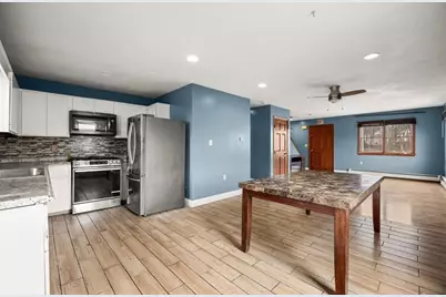 39 Blendall St. #Room 1, Brockton, MA 02302 - Photo 4