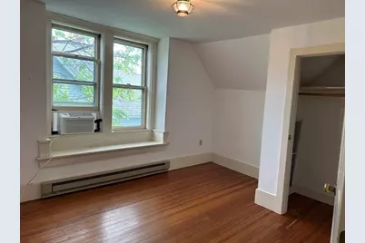19 Trumbull Rd, Northampton, MA 01060 - Photo 16