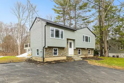 7 Trues Pkwy, Sandown, NH 03873 - Photo 2