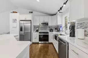 1 Pine Grove, Dartmouth, MA 02747 - Photo 2