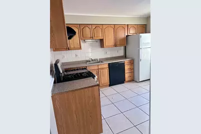 40 Hurd #2, Melrose, MA 02176 - Photo 2