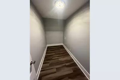 121 N Common, Lynn, MA 01902 - Photo 10