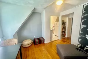 70 Roseland, Somerville, MA 02143 - Photo 2