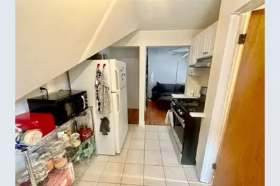 70 Roseland #3, Somerville, MA 02143 - Photo 8
