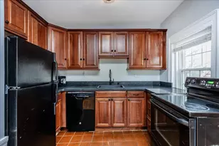 23 Charter St, Newburyport, MA 01950 - Photo 14