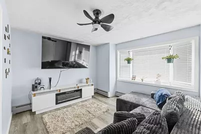 654 Third, Fall River, MA 02721 - Photo 8