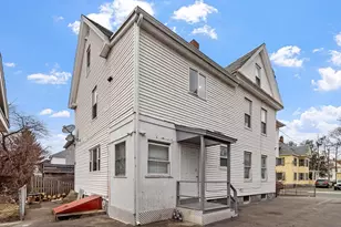 23 Burtt St, Lowell, MA 01851 - Photo 4