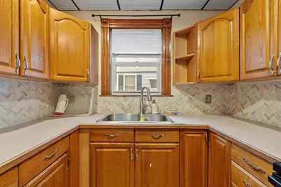 23 Burtt St, Lowell, MA 01851 - Photo 8