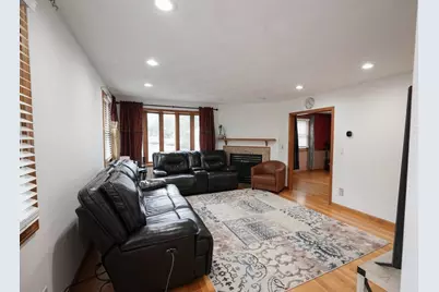 93 A Lexington St, Burlington, MA 01803 - Photo 10