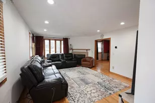 93A Lexington St, Burlington, MA 01803 - Photo 10
