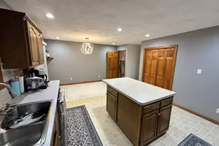 93A Lexington St, Burlington, MA 01803 - Photo 12