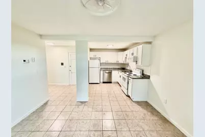 900 Lexington #B9, Waltham, MA 02452 - Photo 4