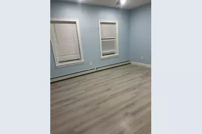 194 Mount Vernon St #1, Malden, MA 02148 - Photo 2